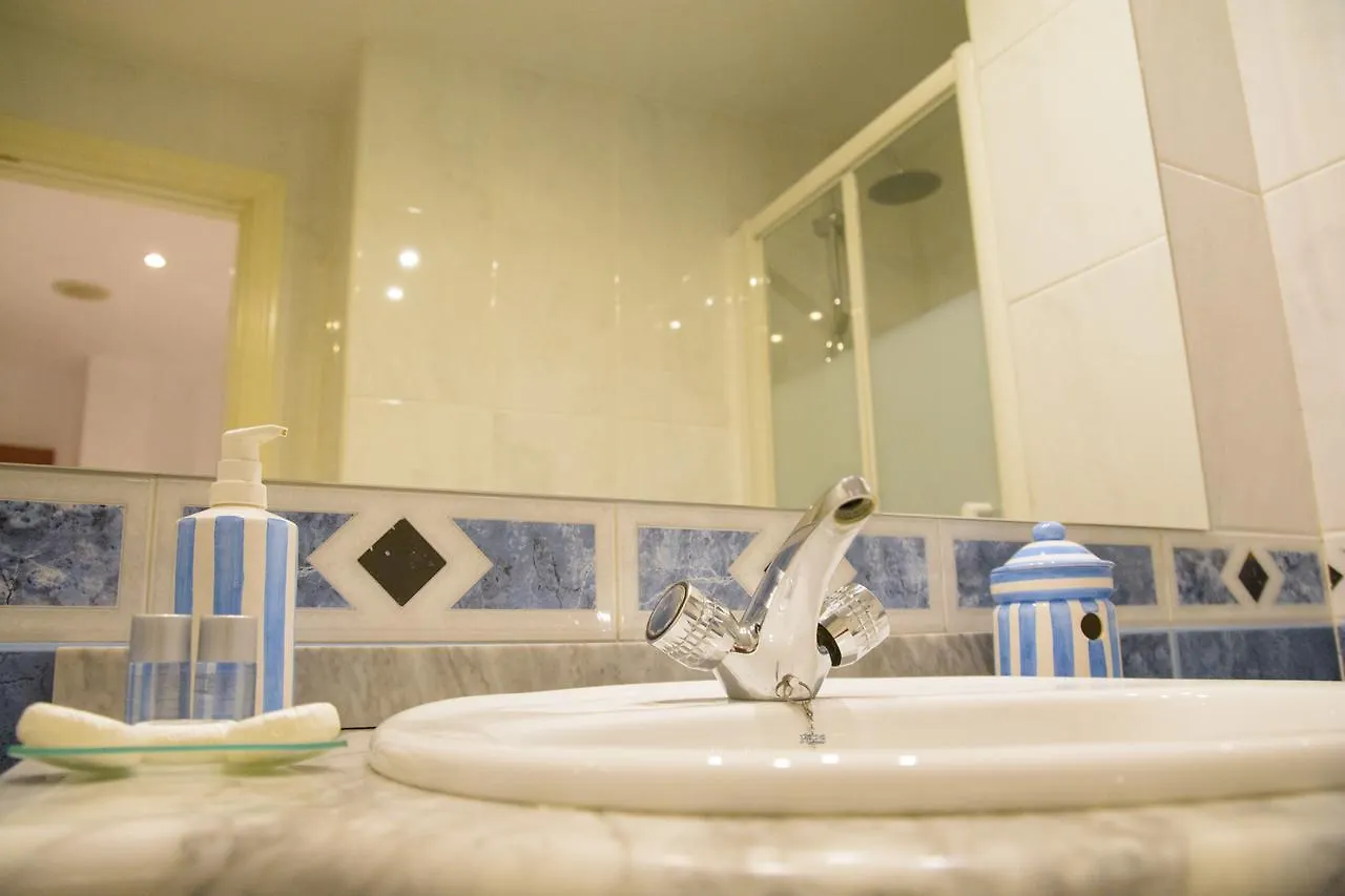 Apt Gibralhorce Suite By Malaga Picasso Rentals Selection شقة